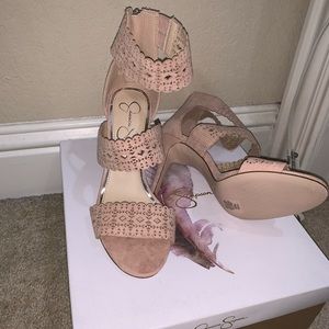 Jessica Simpson size 7 1/2 blush nude heels